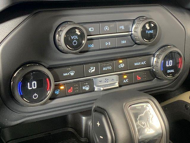 new 2025 Ford Bronco car, priced at $69,079