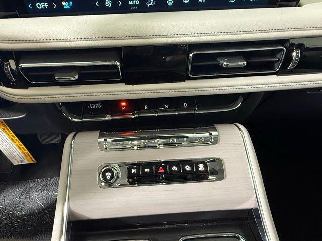 new 2025 Lincoln Aviator car, priced at $66,367