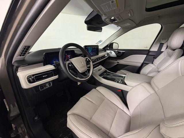 new 2025 Lincoln Aviator car, priced at $66,367