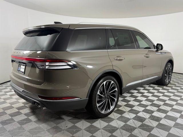 new 2025 Lincoln Aviator car, priced at $66,367