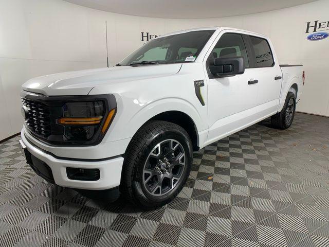 new 2025 Ford F-150 car, priced at $42,943