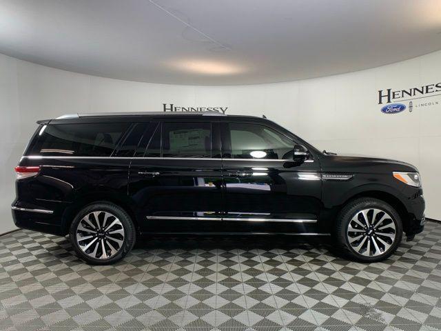 new 2024 Lincoln Navigator car, priced at $89,056