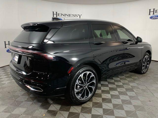 new 2025 Lincoln Nautilus car, priced at $61,157