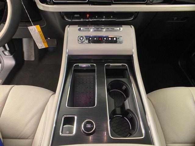 new 2025 Lincoln Aviator car, priced at $65,092