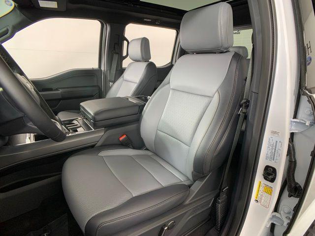 new 2025 Ford F-150 Lightning car, priced at $76,561