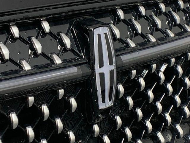 new 2025 Lincoln Nautilus car, priced at $59,875