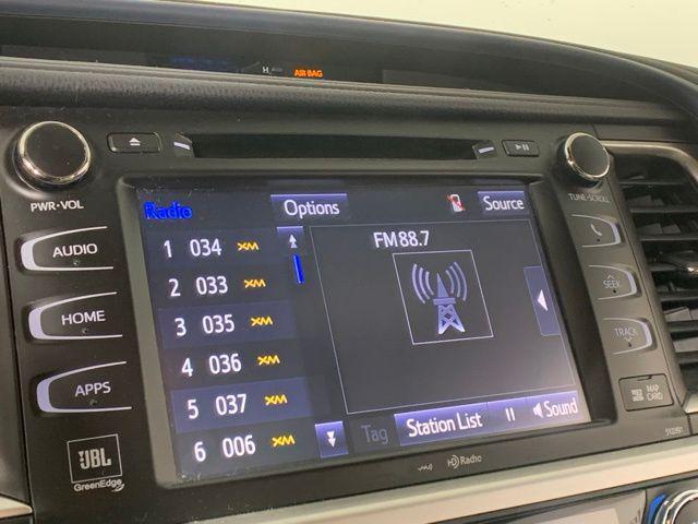used 2019 Toyota Highlander car, priced at $24,980