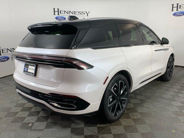 new 2025 Lincoln Nautilus car, priced at $59,011