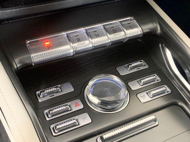 new 2025 Lincoln Nautilus car, priced at $59,011
