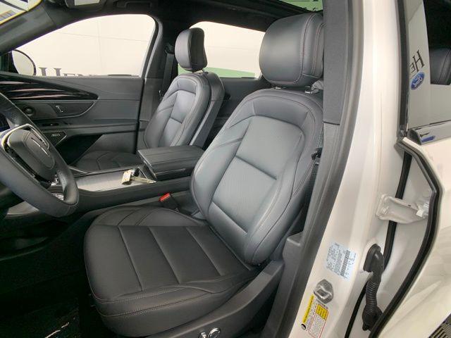 new 2025 Lincoln Nautilus car, priced at $64,147