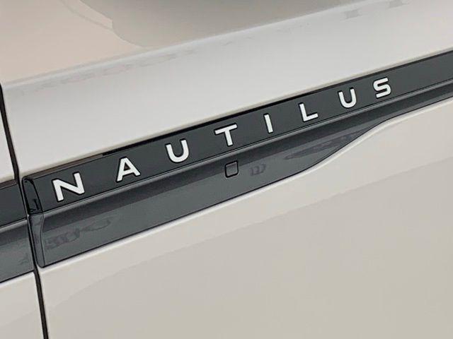new 2025 Lincoln Nautilus car, priced at $64,147