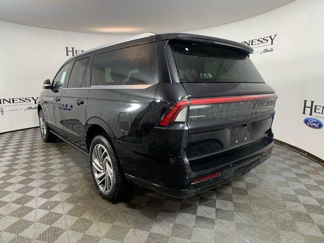 new 2025 Lincoln Navigator car, priced at $101,016