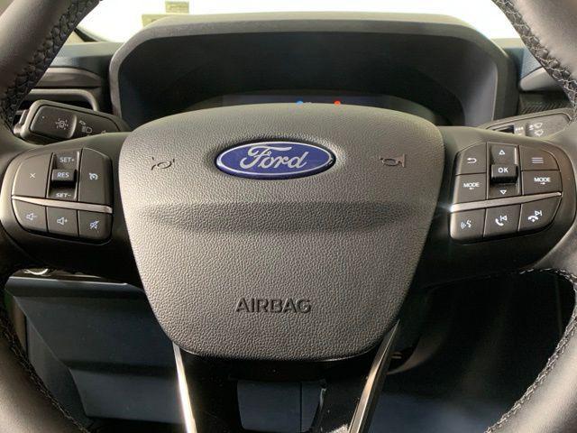 new 2025 Ford Maverick car, priced at $32,076
