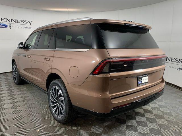 new 2025 Lincoln Navigator car, priced at $121,285