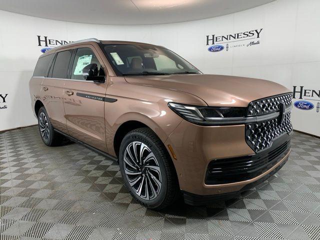 new 2025 Lincoln Navigator car, priced at $121,285