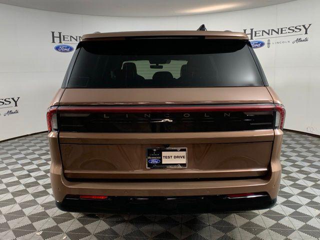 new 2025 Lincoln Navigator car, priced at $121,285