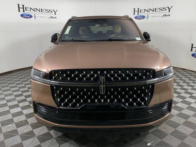 new 2025 Lincoln Navigator car, priced at $121,285