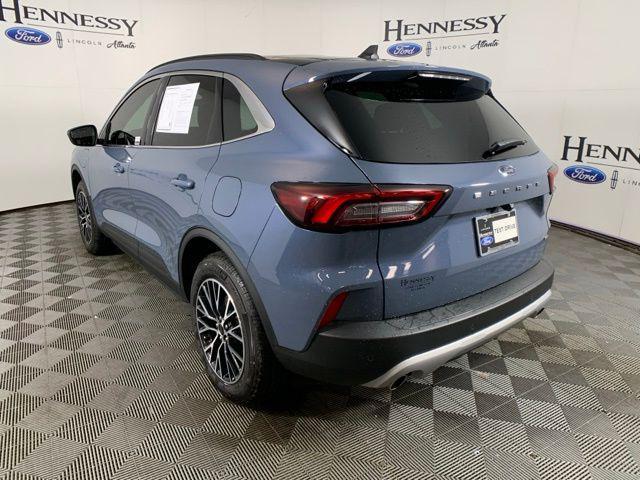 new 2025 Ford Escape PHEV car, priced at $27,882
