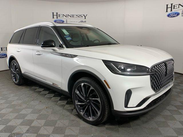new 2025 Lincoln Aviator car, priced at $71,415