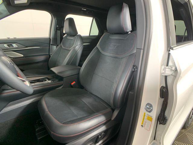new 2025 Ford Explorer car, priced at $56,097