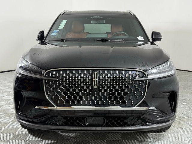 new 2025 Lincoln Aviator car, priced at $65,700