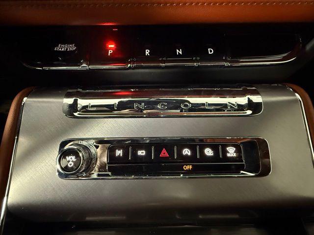 new 2025 Lincoln Aviator car, priced at $65,700