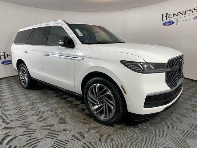 new 2025 Lincoln Navigator car, priced at $100,967
