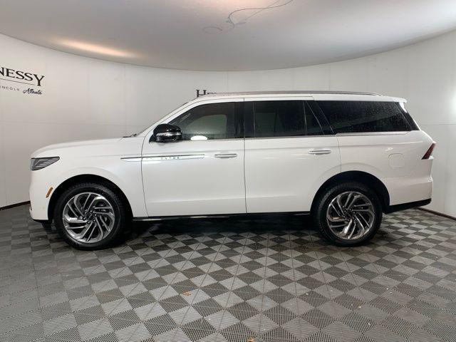 new 2025 Lincoln Navigator car, priced at $100,967