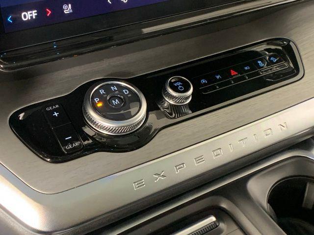 new 2025 Ford Expedition Max car, priced at $80,270