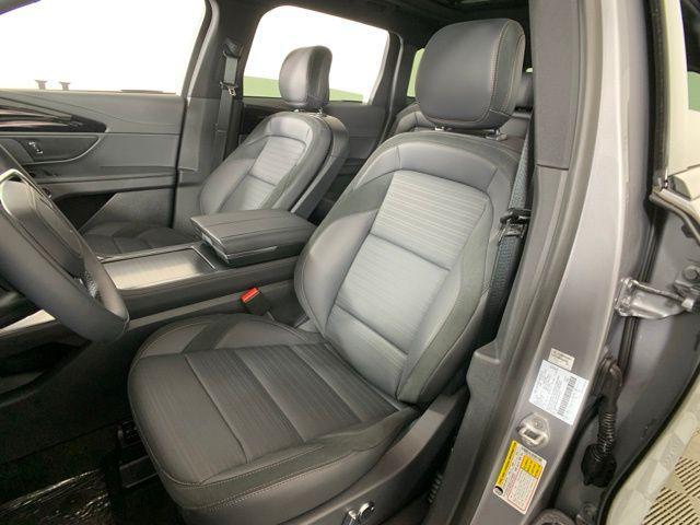new 2025 Lincoln Nautilus car, priced at $59,237