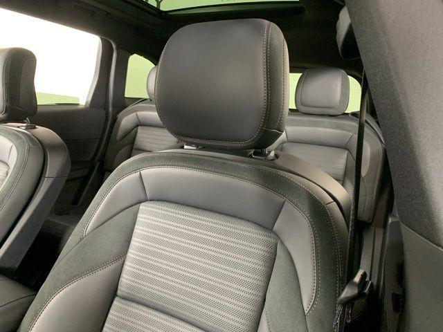 new 2025 Lincoln Nautilus car, priced at $59,237
