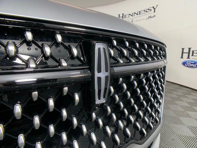 new 2025 Lincoln Nautilus car, priced at $59,875
