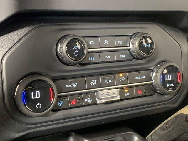 new 2025 Ford Bronco car, priced at $59,623