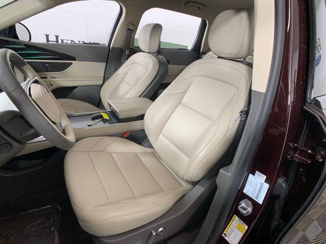 new 2025 Lincoln Nautilus car, priced at $54,226