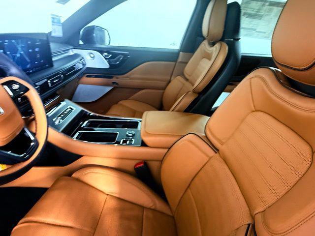 new 2025 Lincoln Aviator car, priced at $84,228