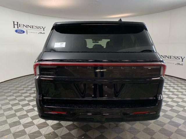 new 2025 Lincoln Navigator car, priced at $104,333