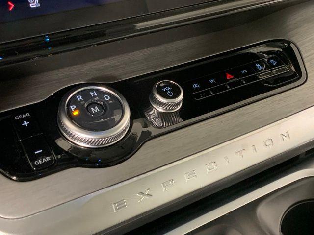 new 2025 Ford Expedition Max car, priced at $80,745