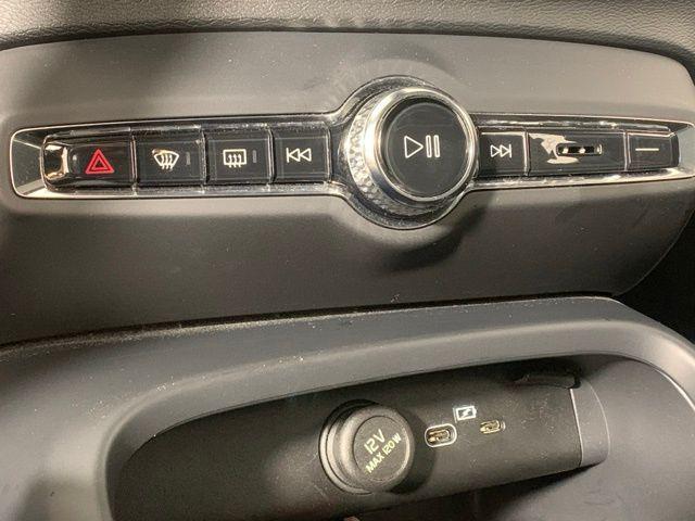 used 2022 Volvo C40 Recharge Pure Electric car, priced at $29,970