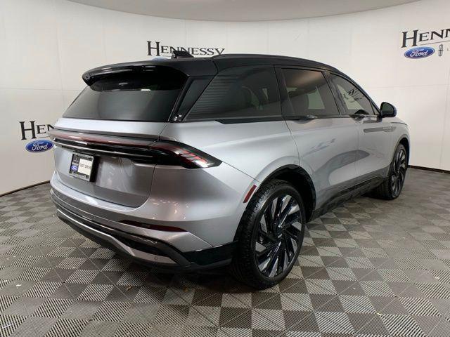 new 2025 Lincoln Nautilus car, priced at $62,117
