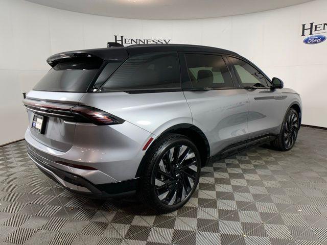 new 2025 Lincoln Nautilus car, priced at $62,117