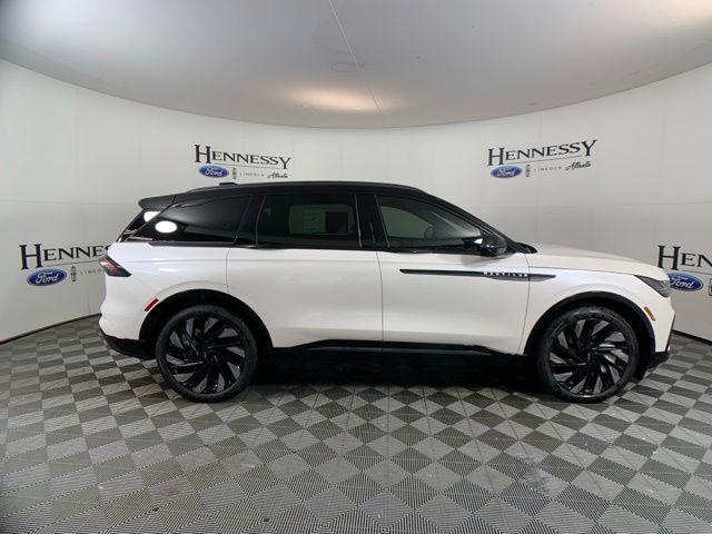 new 2025 Lincoln Nautilus car, priced at $61,047