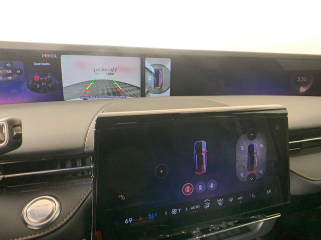new 2025 Lincoln Nautilus car, priced at $61,047