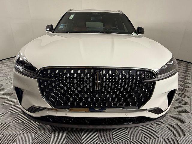 new 2025 Lincoln Aviator car, priced at $72,419
