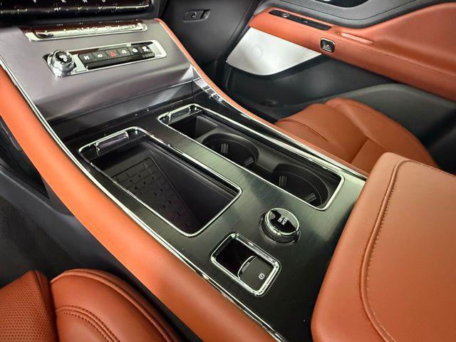 new 2025 Lincoln Aviator car, priced at $72,419