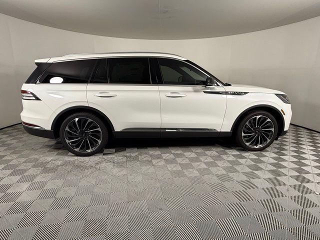 new 2025 Lincoln Aviator car, priced at $72,419