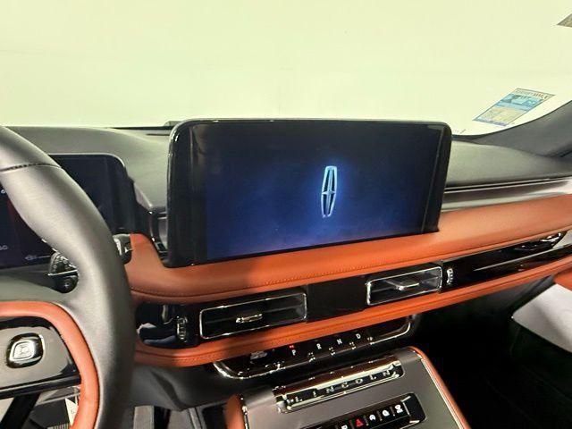 new 2025 Lincoln Aviator car, priced at $72,419