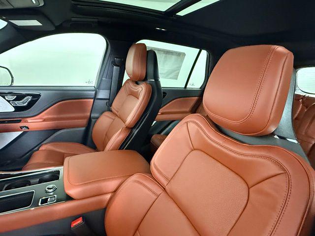 new 2025 Lincoln Aviator car, priced at $72,419