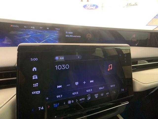 new 2025 Lincoln Nautilus car, priced at $58,332