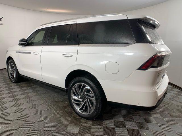 new 2025 Lincoln Navigator car, priced at $99,852