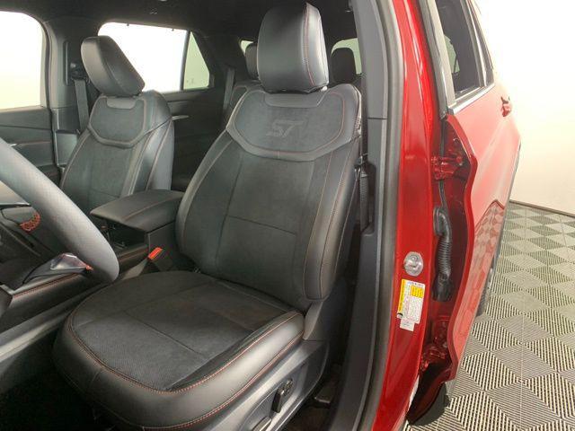 new 2025 Ford Explorer car, priced at $52,411